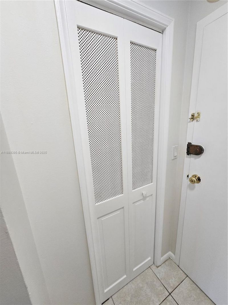 900 NE 18th Ave, Unit 709, Fort Lauderdale, FL 33304 Photo