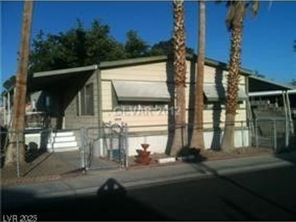 3510 Estes Park Drive, Las Vegas, NV 89122