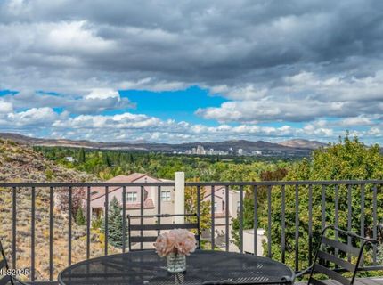 2220 Stone Mountain Circle, Reno, NV 89519 Photo