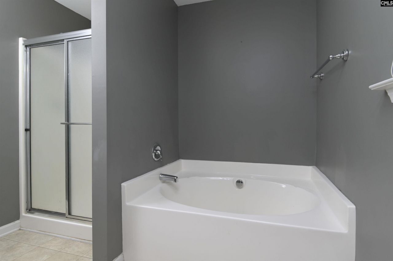 246 Whitton Lane Photo 27