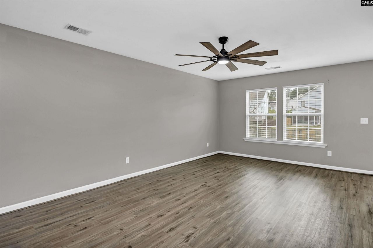 246 Whitton Lane Photo 6