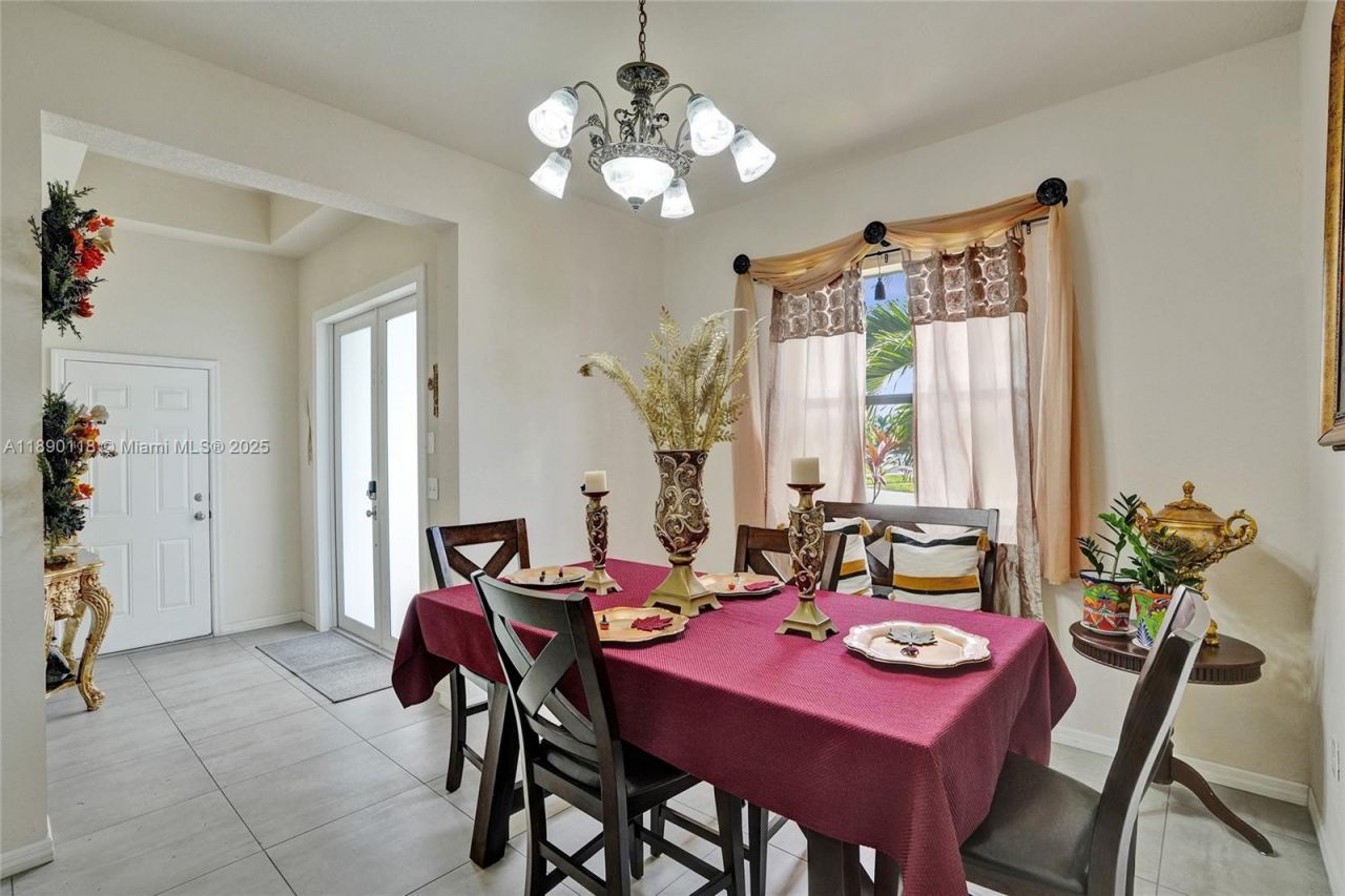 27700 SW 135th Ave Rd, Homestead, FL 33032 Photo