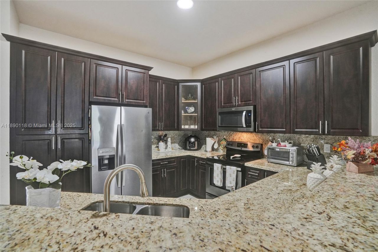 27700 SW 135th Ave Rd, Homestead, FL 33032 Photo