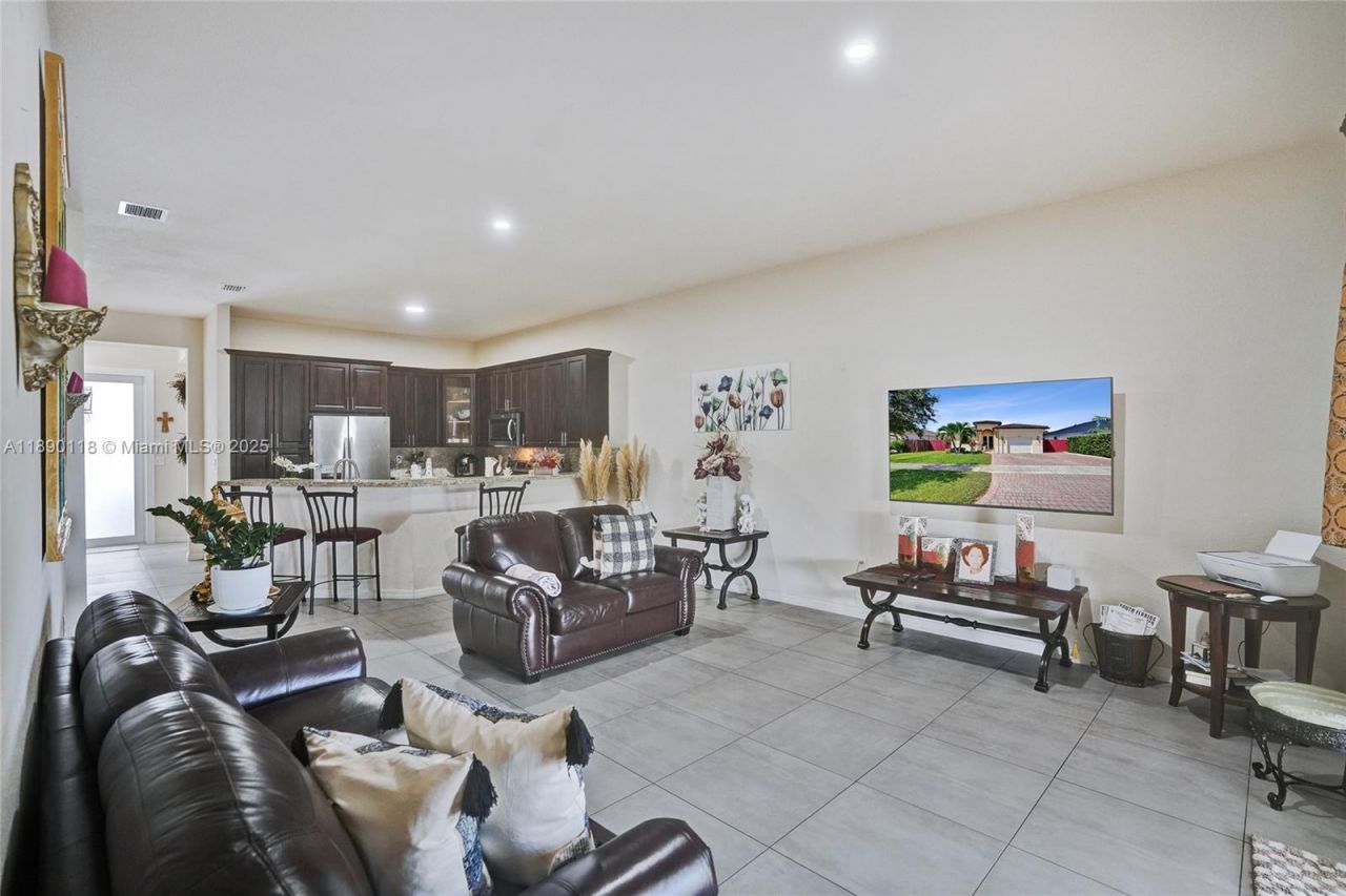 27700 SW 135th Ave Rd, Homestead, FL 33032 Photo