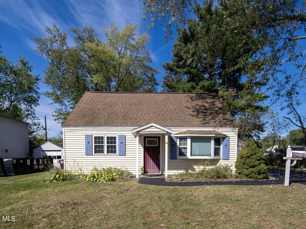 11 Luella Road, Latham, NY 12110