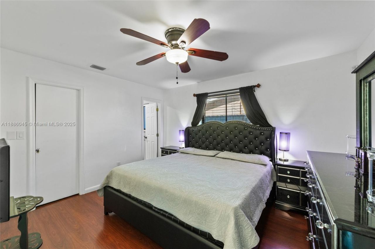 7070 NW 21st St, Sunrise, FL 33313 Photo