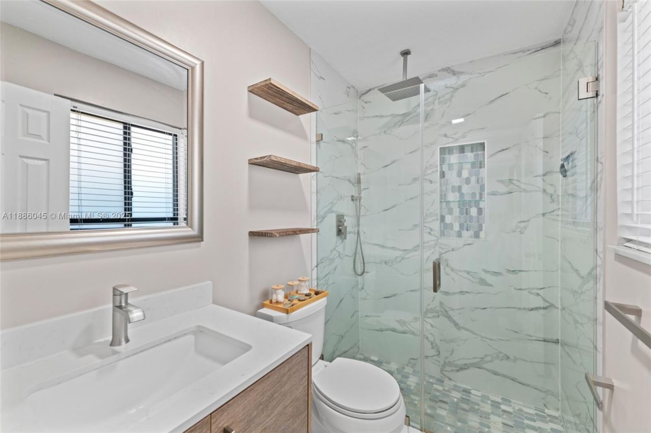 7070 NW 21st St, Sunrise, FL 33313 Photo