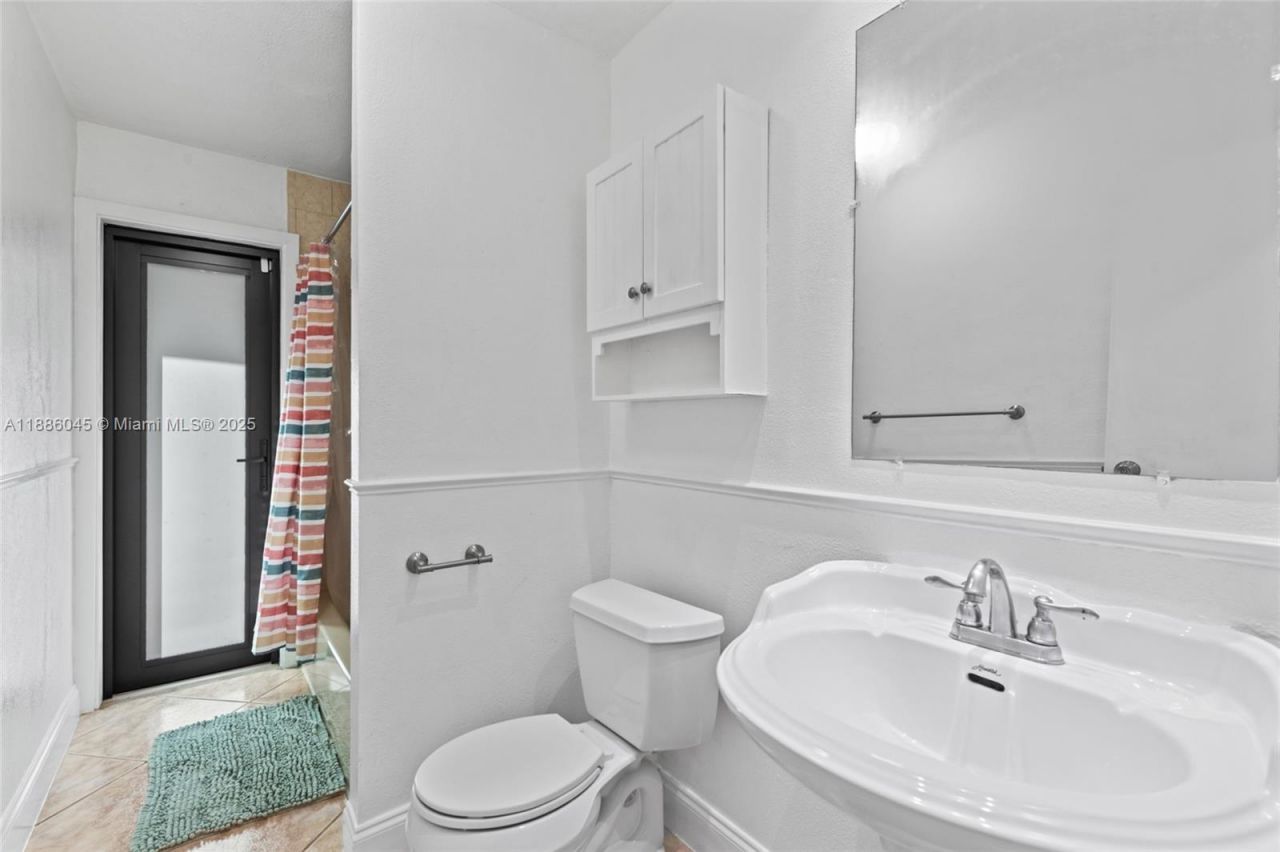 7070 NW 21st St, Sunrise, FL 33313 Photo