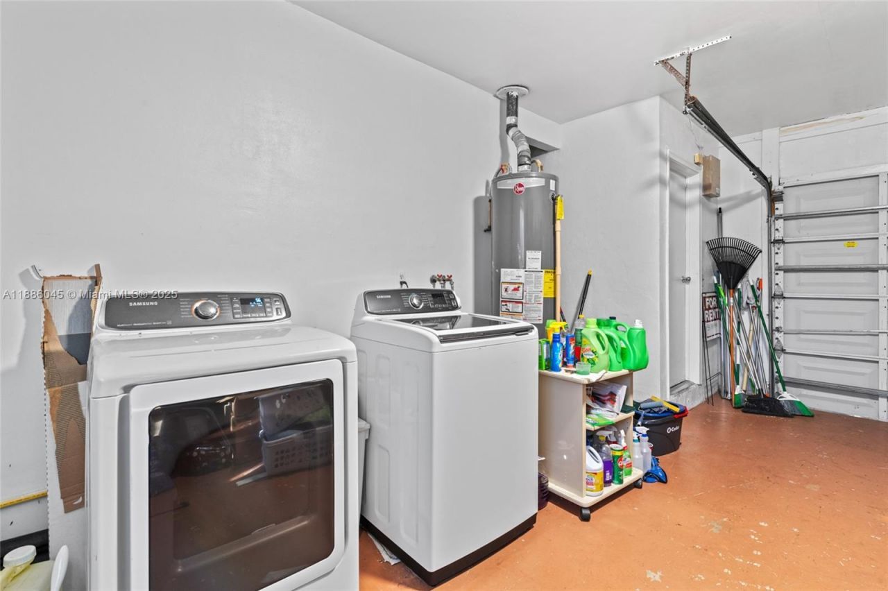 7070 NW 21st St, Sunrise, FL 33313 Photo