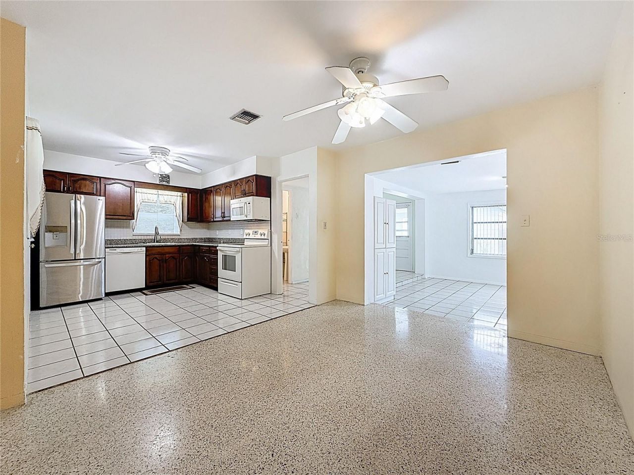 6251 2nd Avenue S, Saint Petersburg, FL 33707 Photo