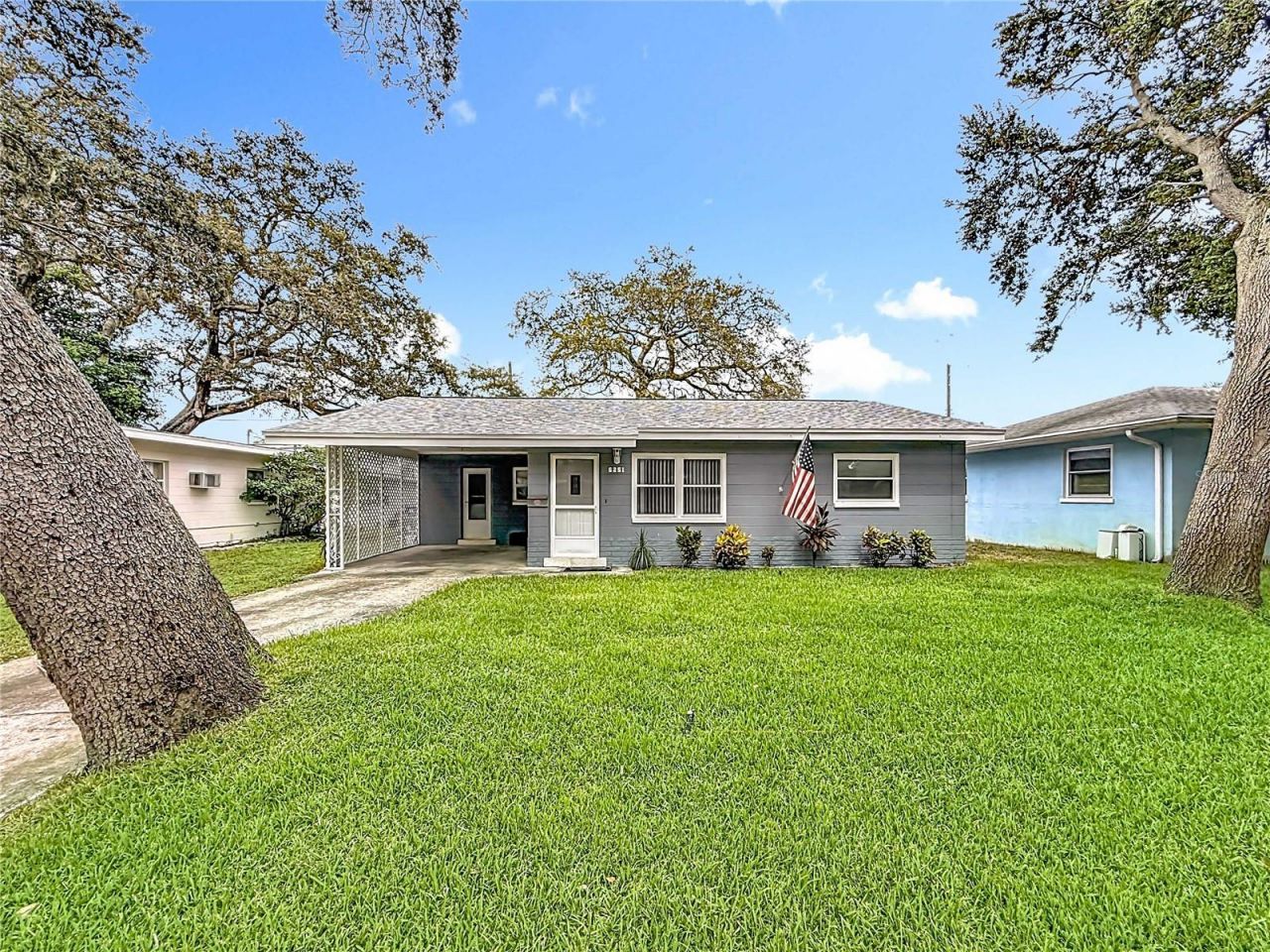 6251 2nd Avenue S, Saint Petersburg, FL 33707 Photo