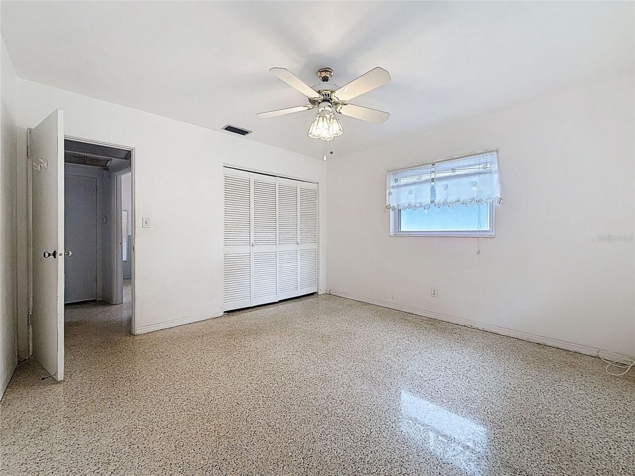 6251 2nd Avenue S, Saint Petersburg, FL 33707 Photo