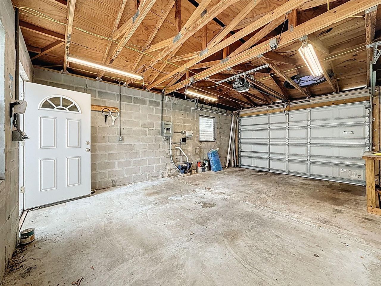 6251 2nd Avenue S, Saint Petersburg, FL 33707 Photo