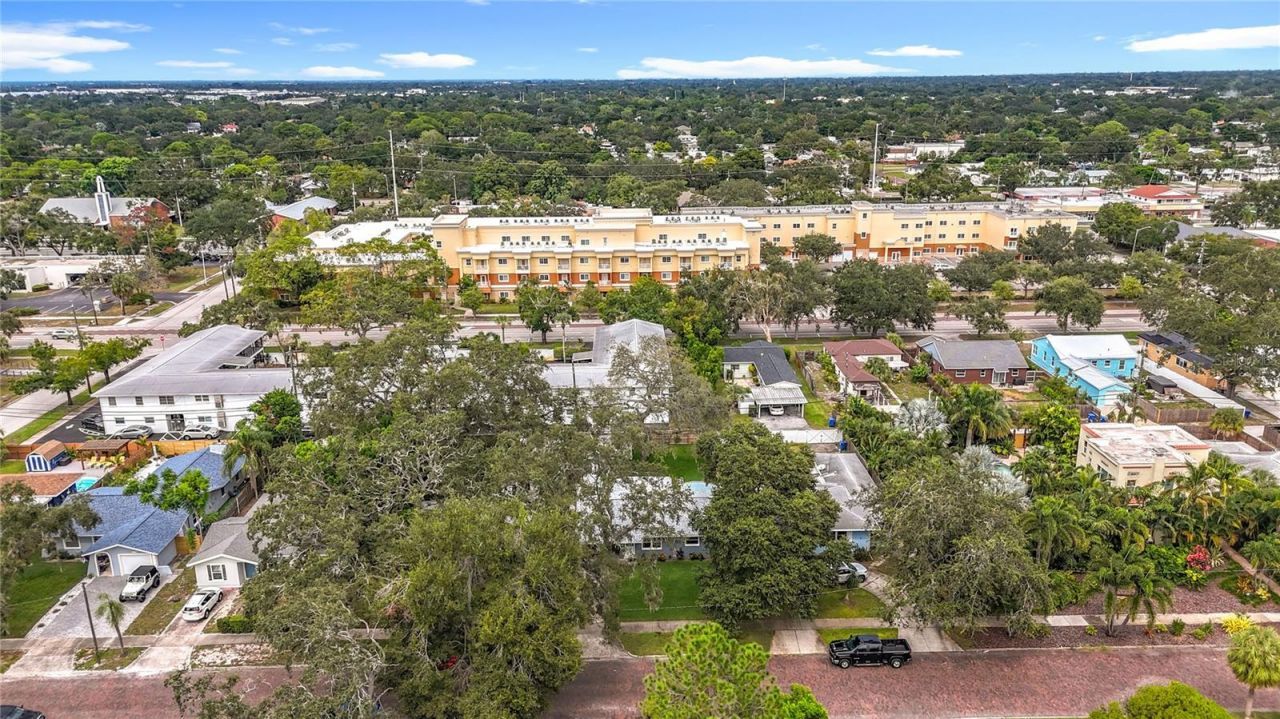 6251 2nd Avenue S, Saint Petersburg, FL 33707 Photo