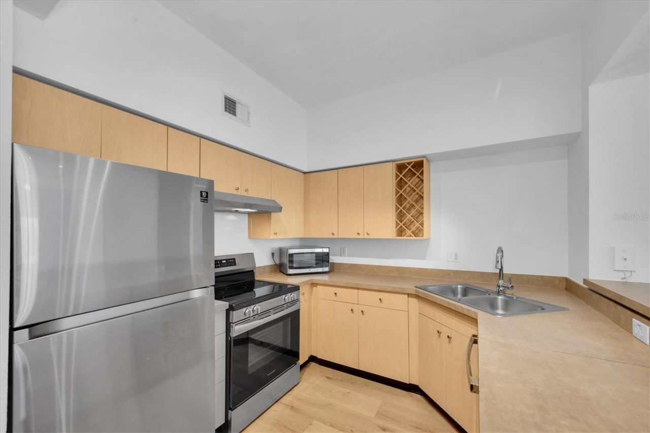 100 4th Avenue S, Unit 223, Saint Petersburg, FL 33701 Photo