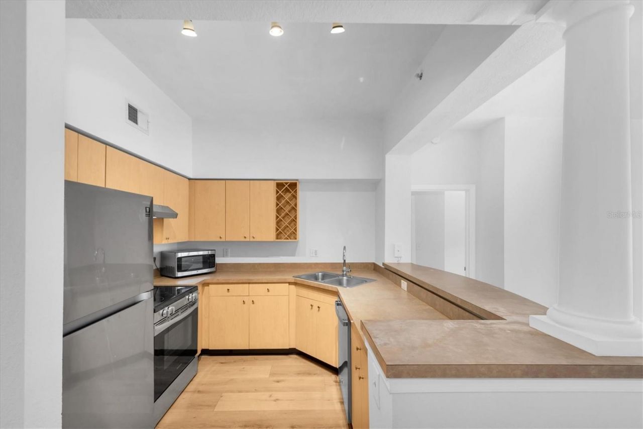 100 4th Avenue S, Unit 223, Saint Petersburg, FL 33701 Photo