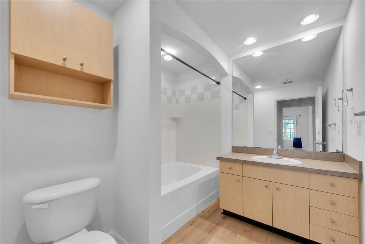 100 4th Avenue S, Unit 223, Saint Petersburg, FL 33701 Photo