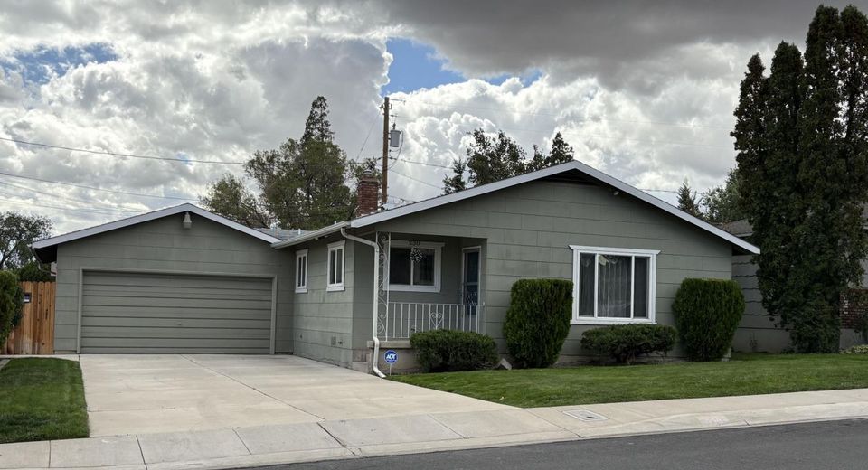 230 Glenmanor Drive, Reno, NV 89509 Photo