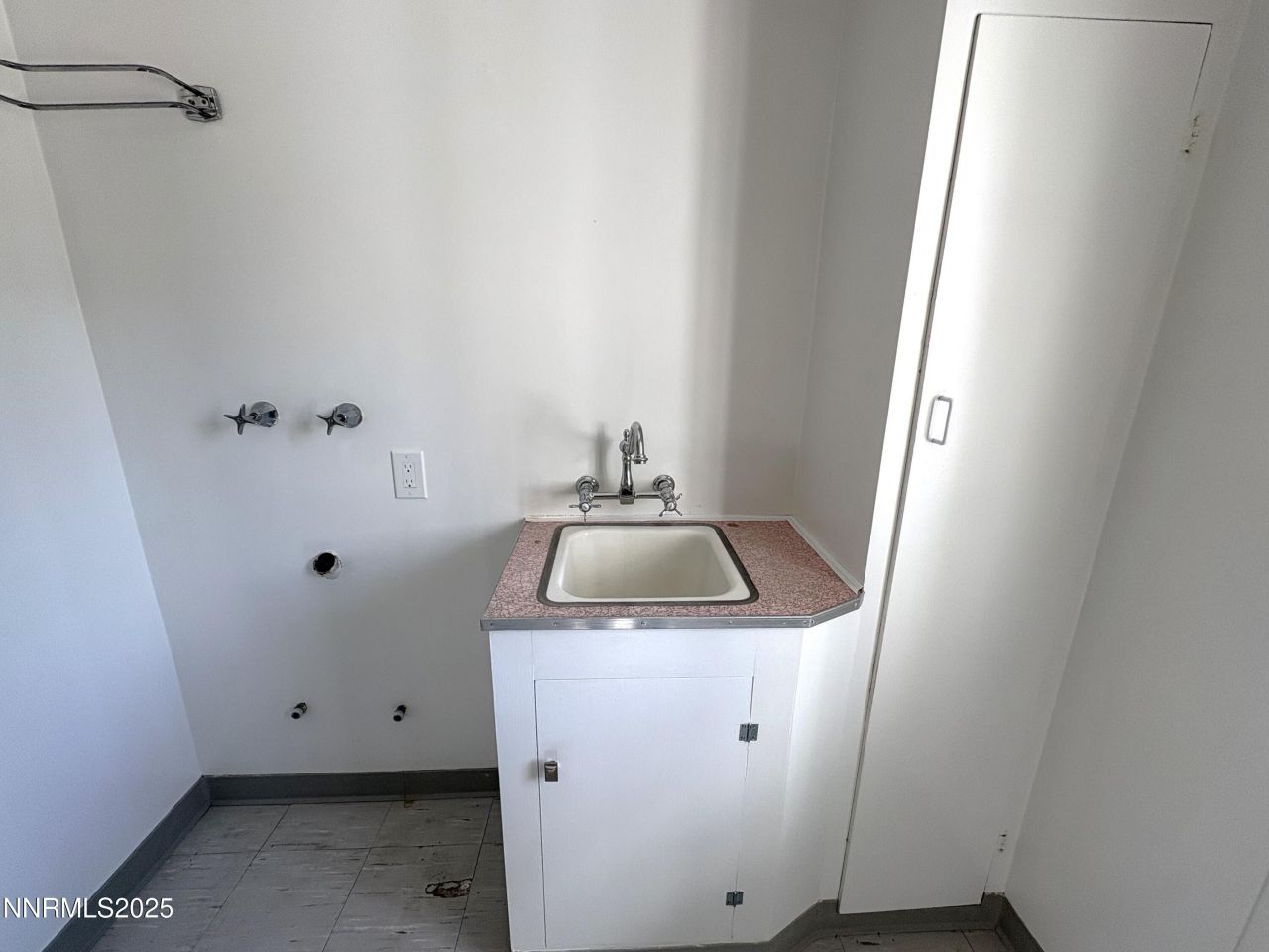 230 Glenmanor Drive, Reno, NV 89509 Photo