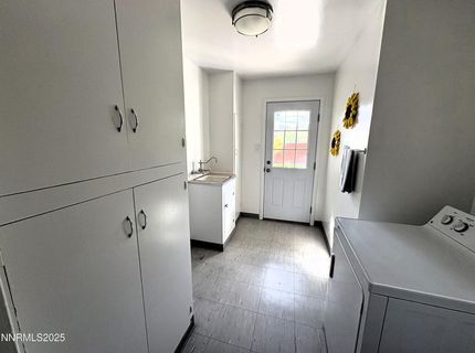 230 Glenmanor Drive, Reno, NV 89509 Photo