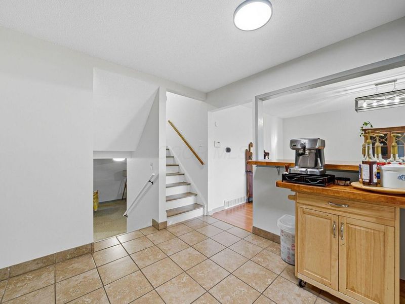 2627 Hubbell Road, Columbus, OH 43232 Photo 10