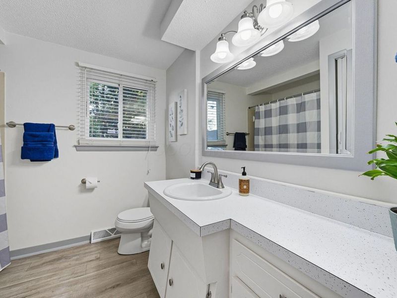 2627 Hubbell Road, Columbus, OH 43232 Photo 13