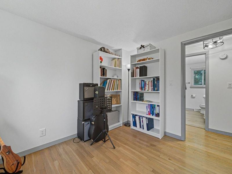 2627 Hubbell Road, Columbus, OH 43232 Photo 17