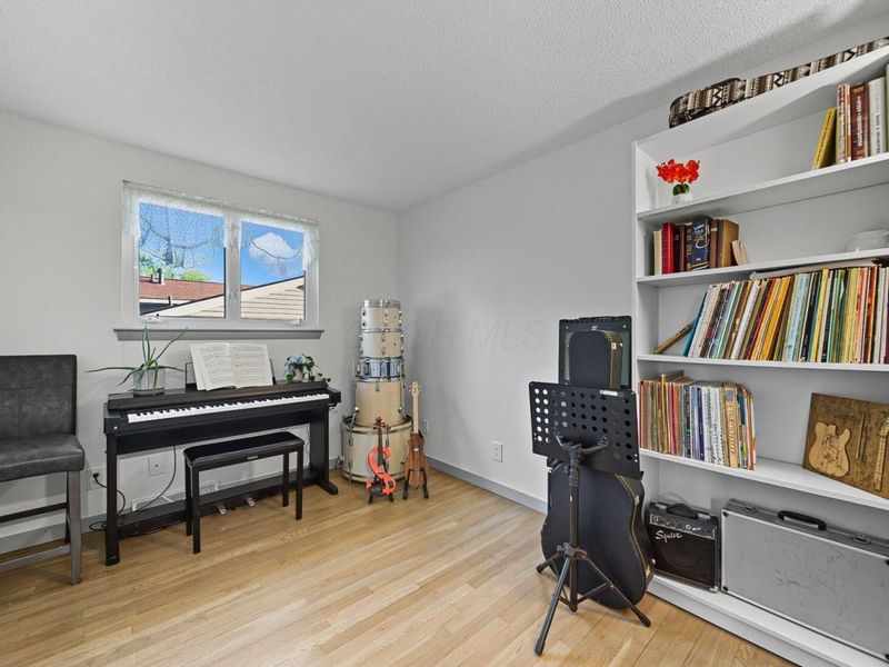 2627 Hubbell Road, Columbus, OH 43232 Photo 19