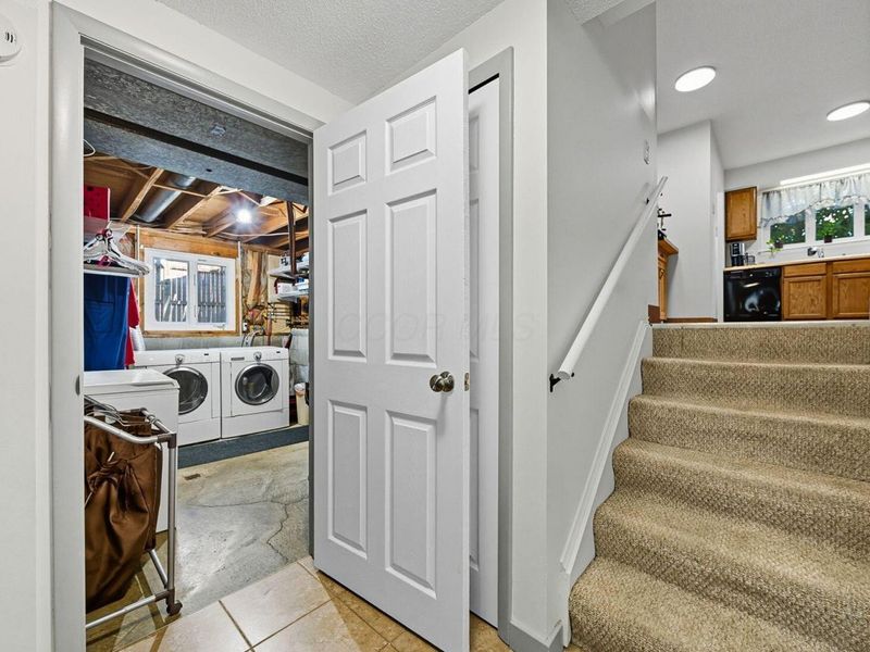 2627 Hubbell Road, Columbus, OH 43232 Photo 23