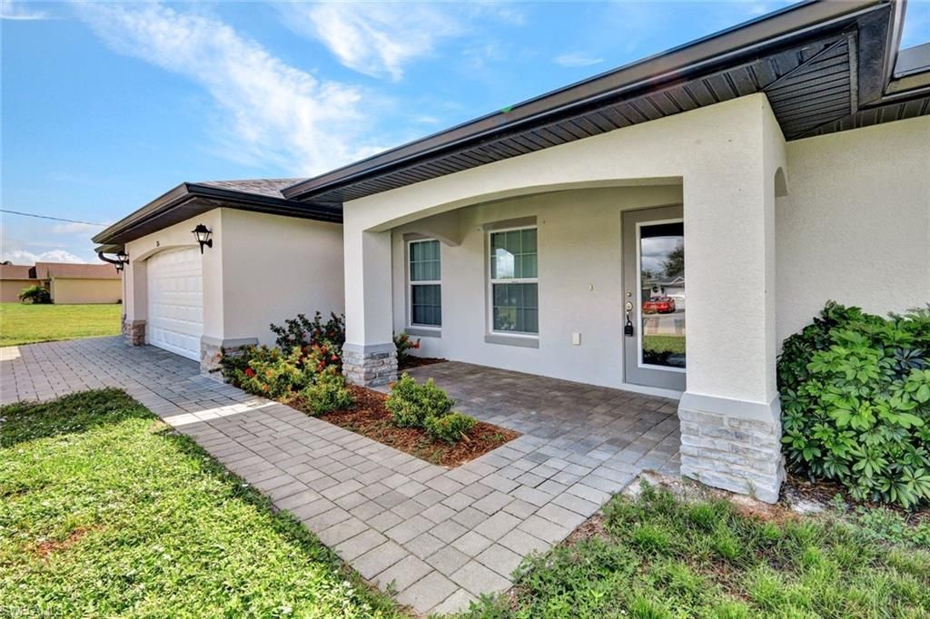216 NW 9th Ter, Cape Coral, FL 33993 Photo