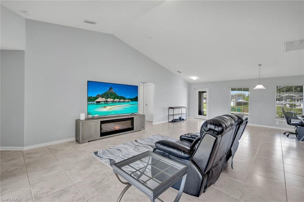 216 NW 9th Ter, Cape Coral, FL 33993 Photo