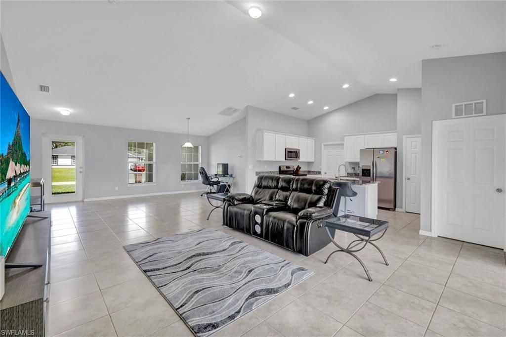 216 NW 9th Ter, Cape Coral, FL 33993 Photo