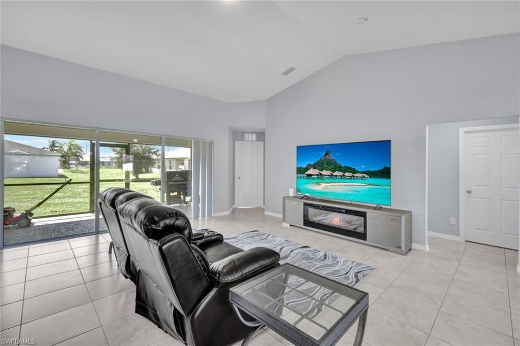 216 NW 9th Ter, Cape Coral, FL 33993 Photo