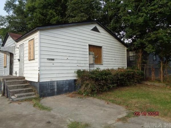 4216 W 17th Street, Little Rock, AR 72204