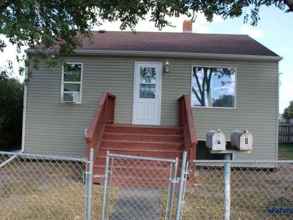 720 HAINES AVE, RAPID CITY, SD 57701