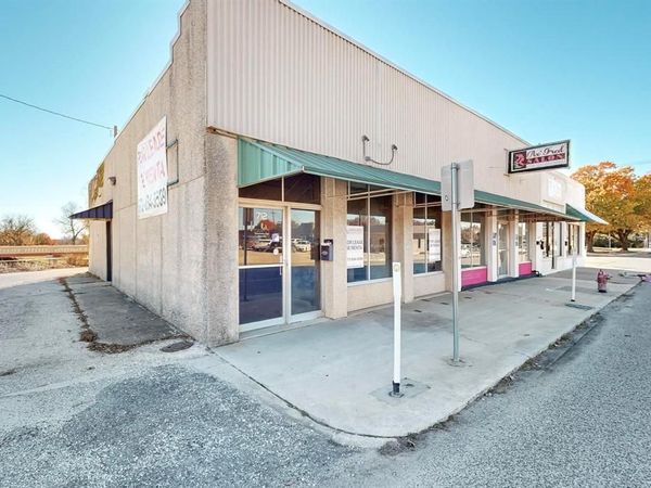 710 E California Street, Gainesville, TX 76240