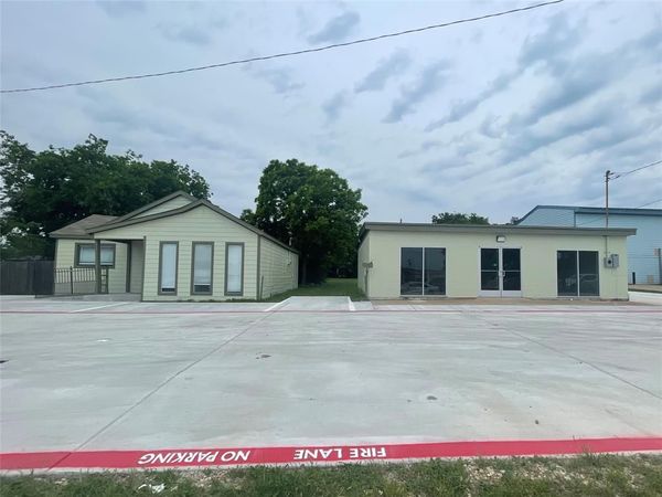 5625 Watauga Road , Watauga, TX 76148