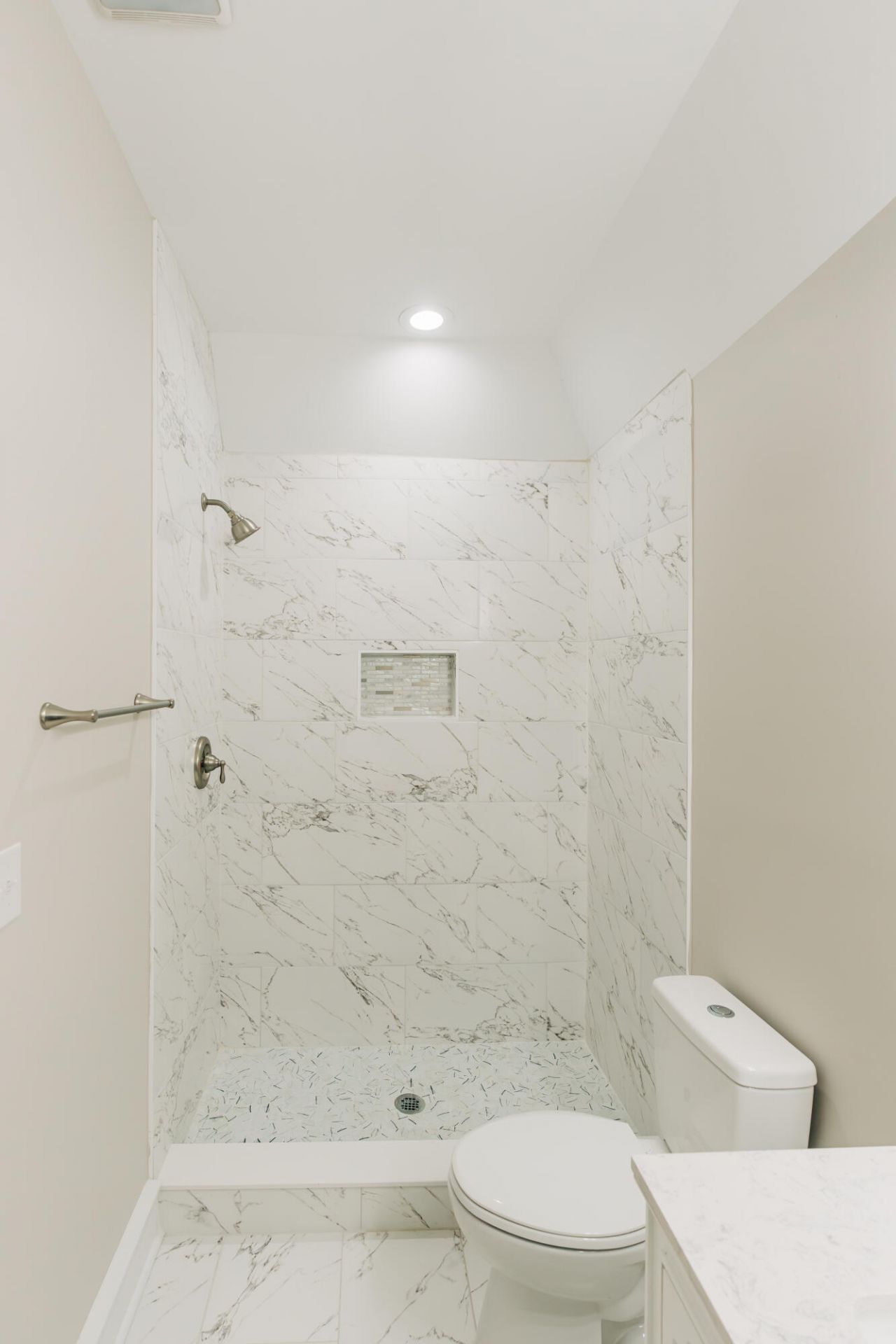 438 Locust Street Photo 22