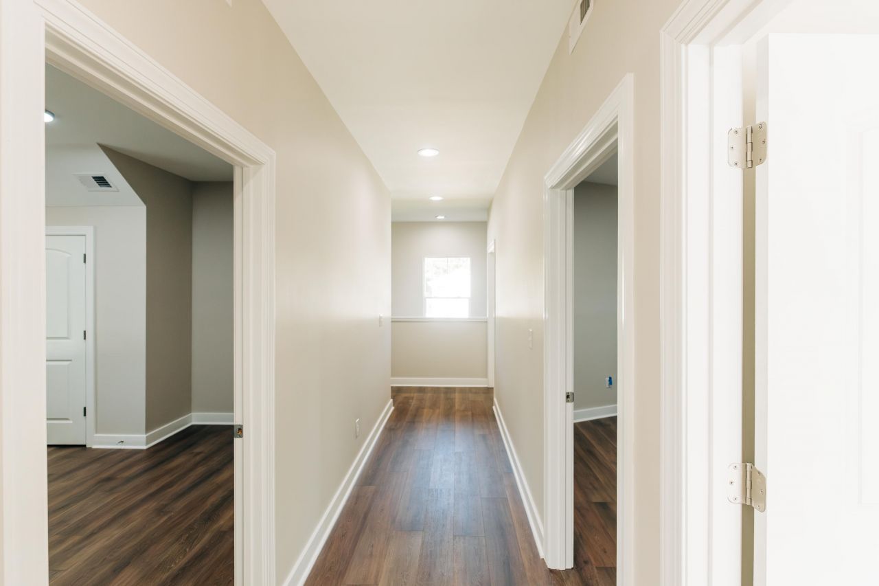 438 Locust Street Photo 30