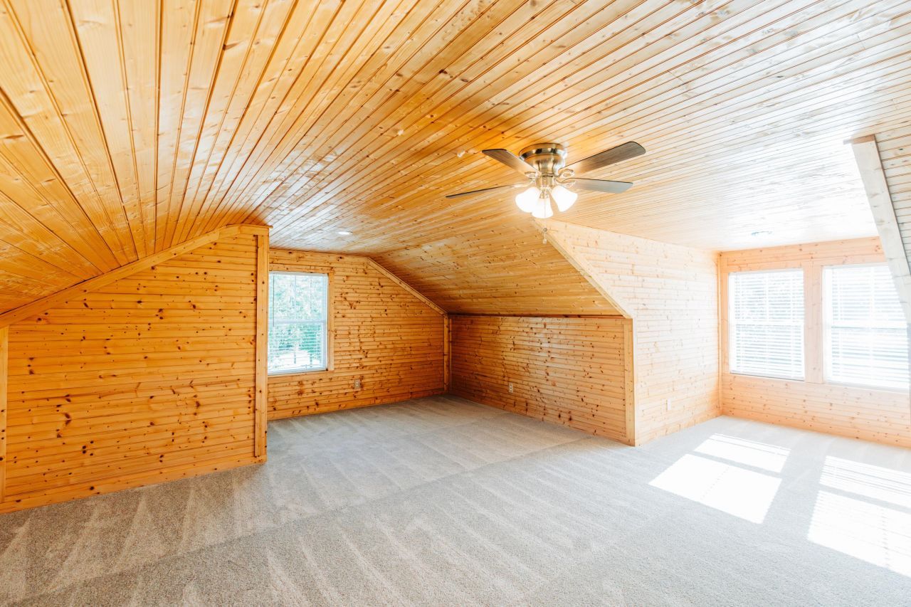 438 Locust Street Photo 41