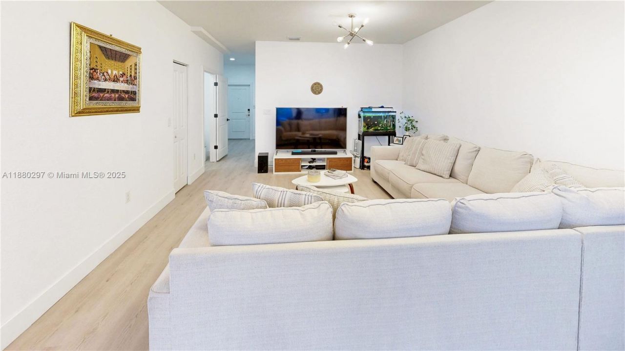 24902 SW 107th Ave, Homestead, FL 33032 Photo