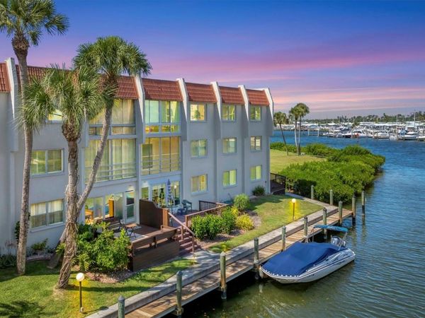 240 SANTA MARIA STREET, Unit 224, VENICE, FL 34285