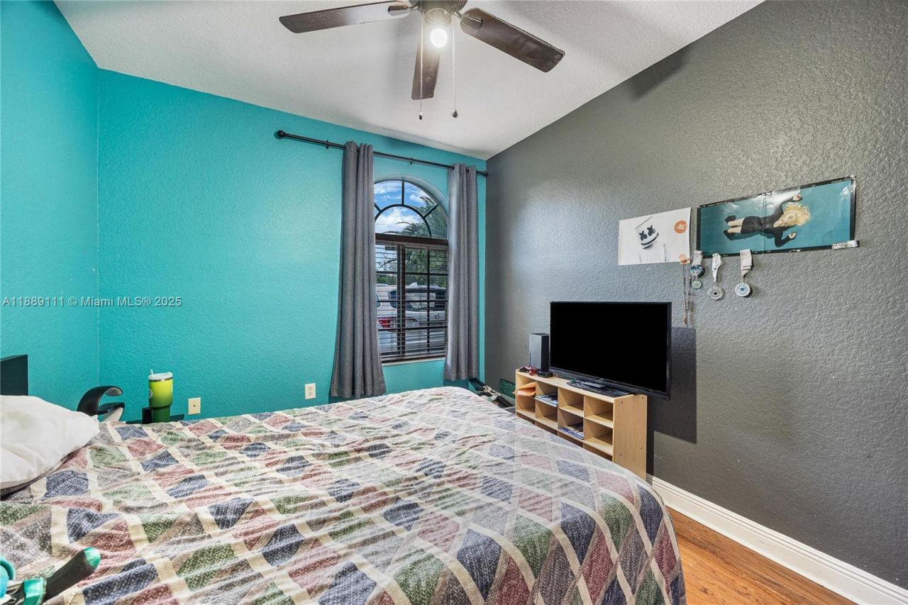 13261 SW 216th Ter, Miami, FL 33170 Photo