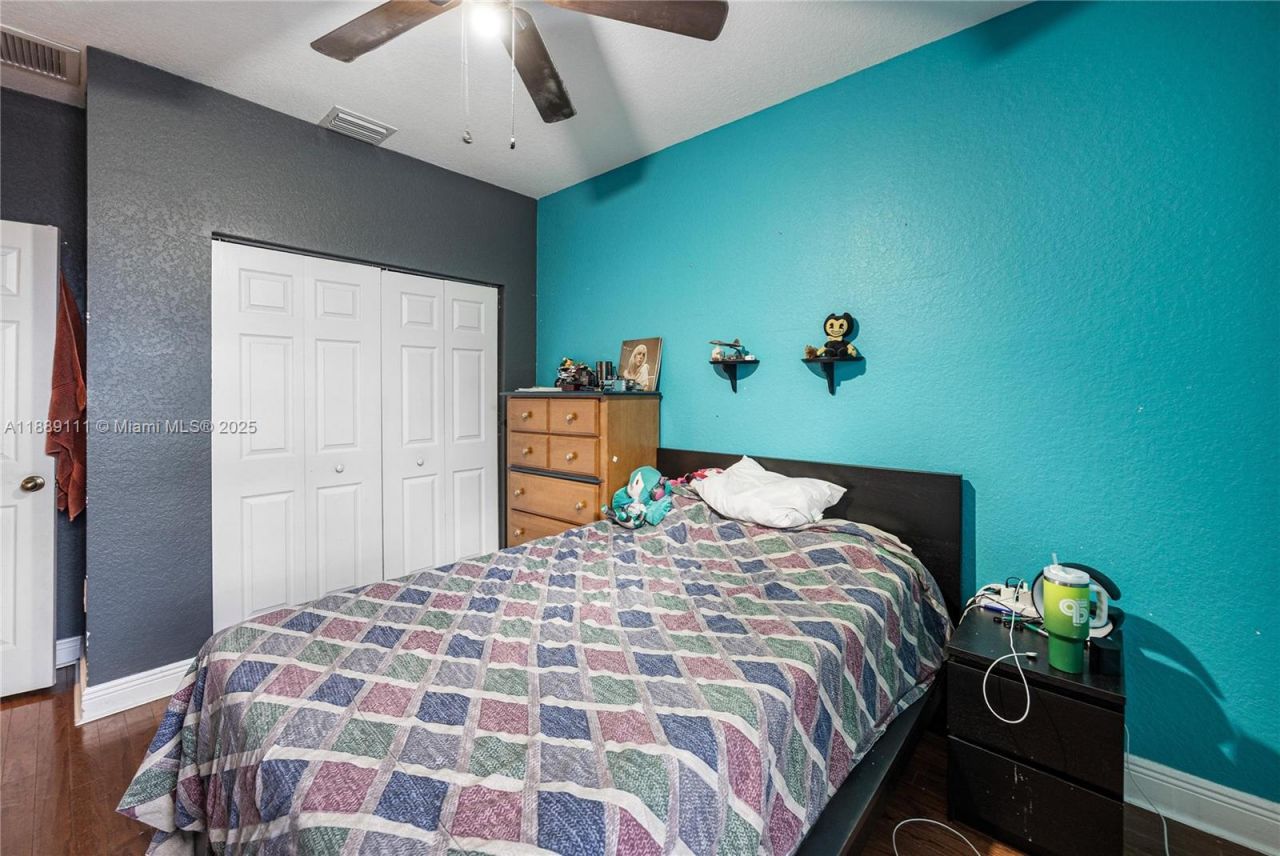 13261 SW 216th Ter, Miami, FL 33170 Photo