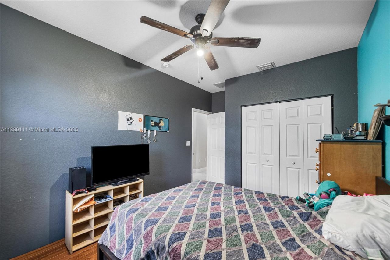 13261 SW 216th Ter, Miami, FL 33170 Photo