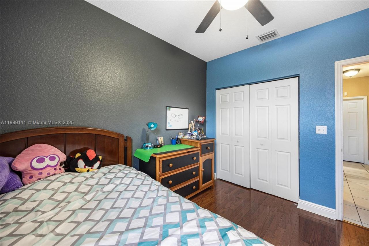 13261 SW 216th Ter, Miami, FL 33170 Photo