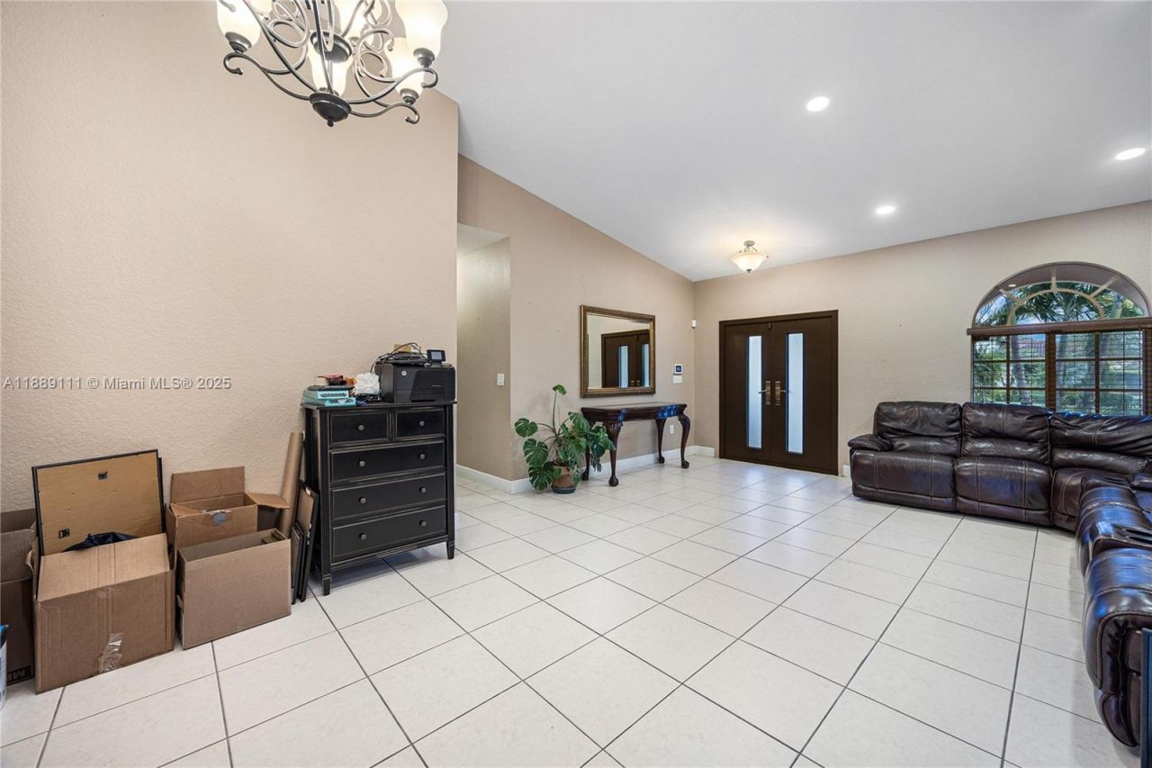 13261 SW 216th Ter, Miami, FL 33170 Photo