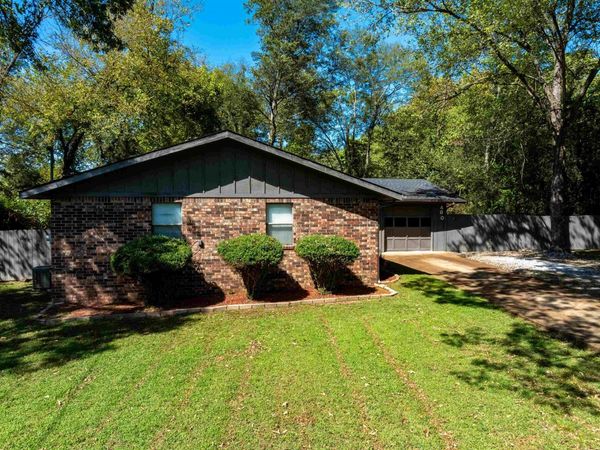 480 Hawkins Street, Batesville, AR 72501