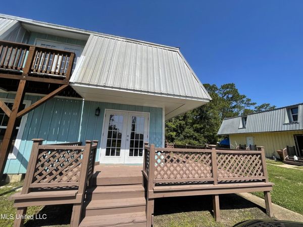 590 Royal Oak Drive, Pass Christian, MS 39571
