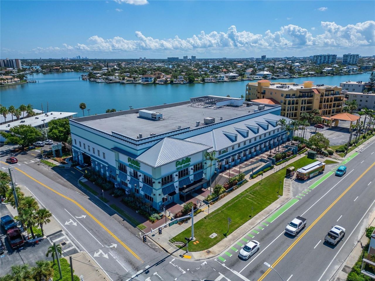 10178 Gulf Boulevard, Treasure Island, FL 33706 Photo